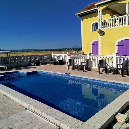 V & V Villa Lalince Екстер'єр фото